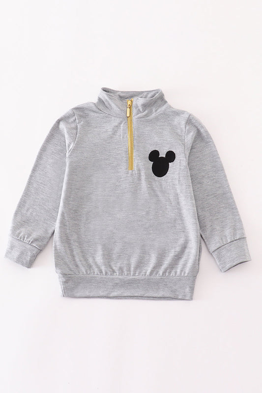 M*i*c*k*e*y* Grey character embroidery zip boy pullover