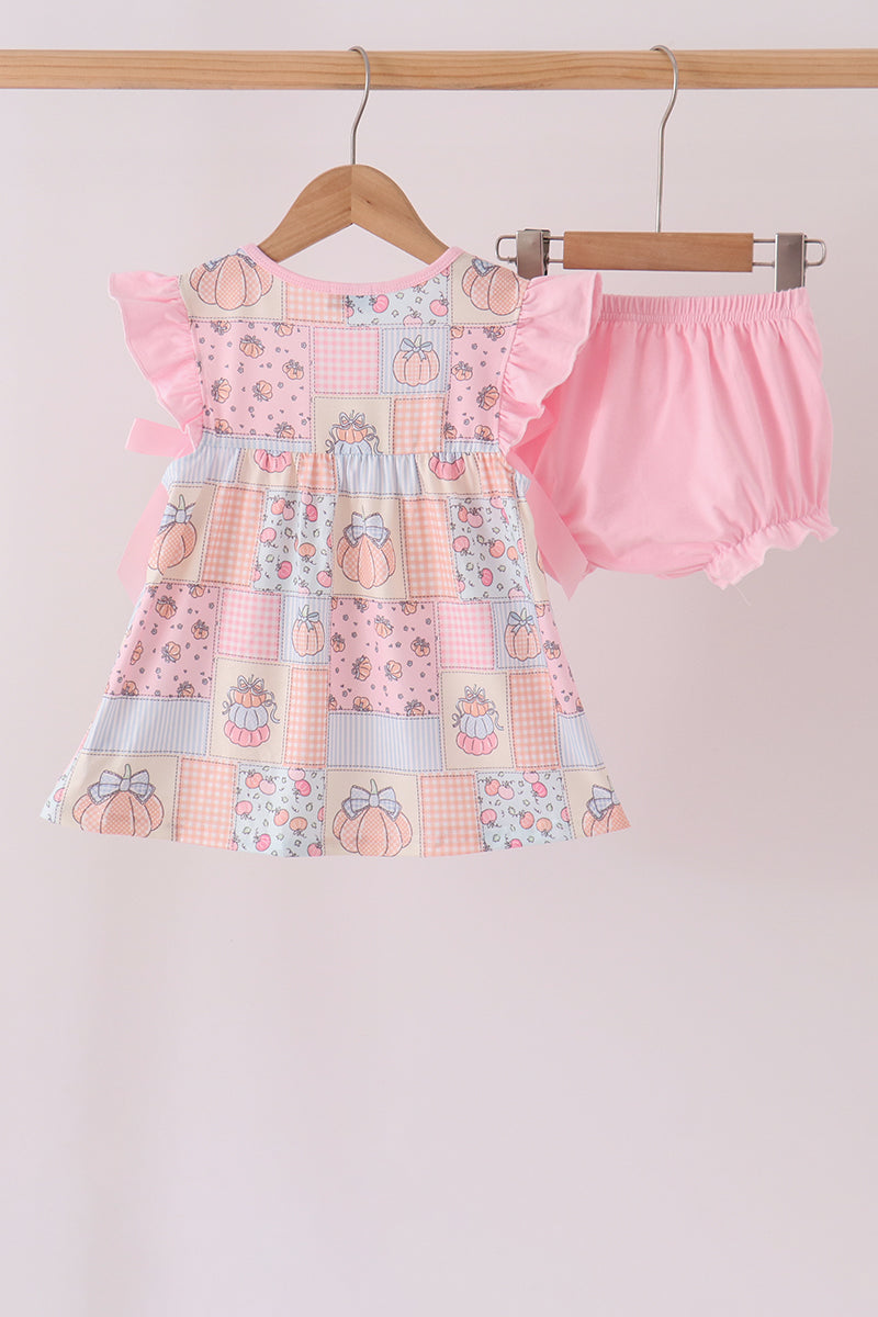 Pink pumpkin ruffle bloomer set