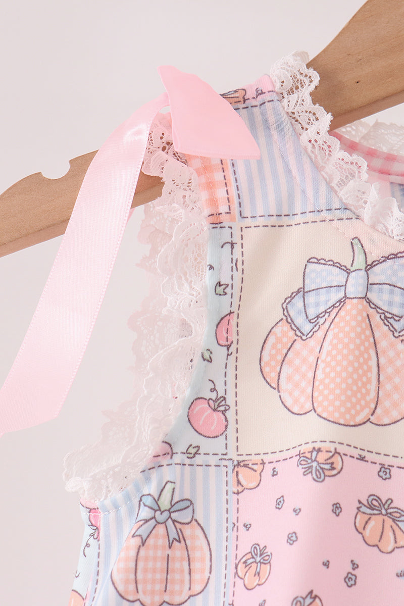 Pink pumpkin ruffle bubble