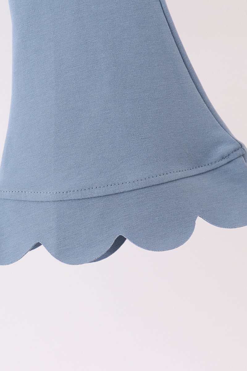 Teal scalloped active pants set