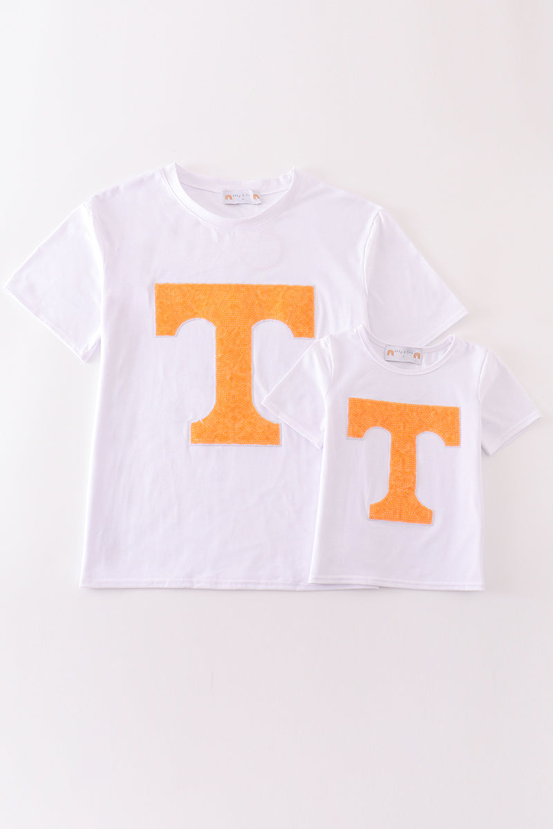 T*e*n*n*e*s*s*e*e* sequin mom&me top