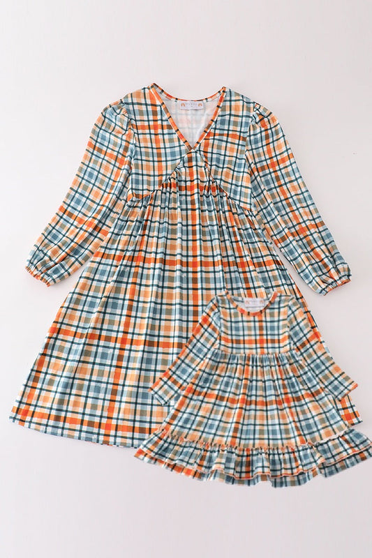 Green plaid mom&me dress